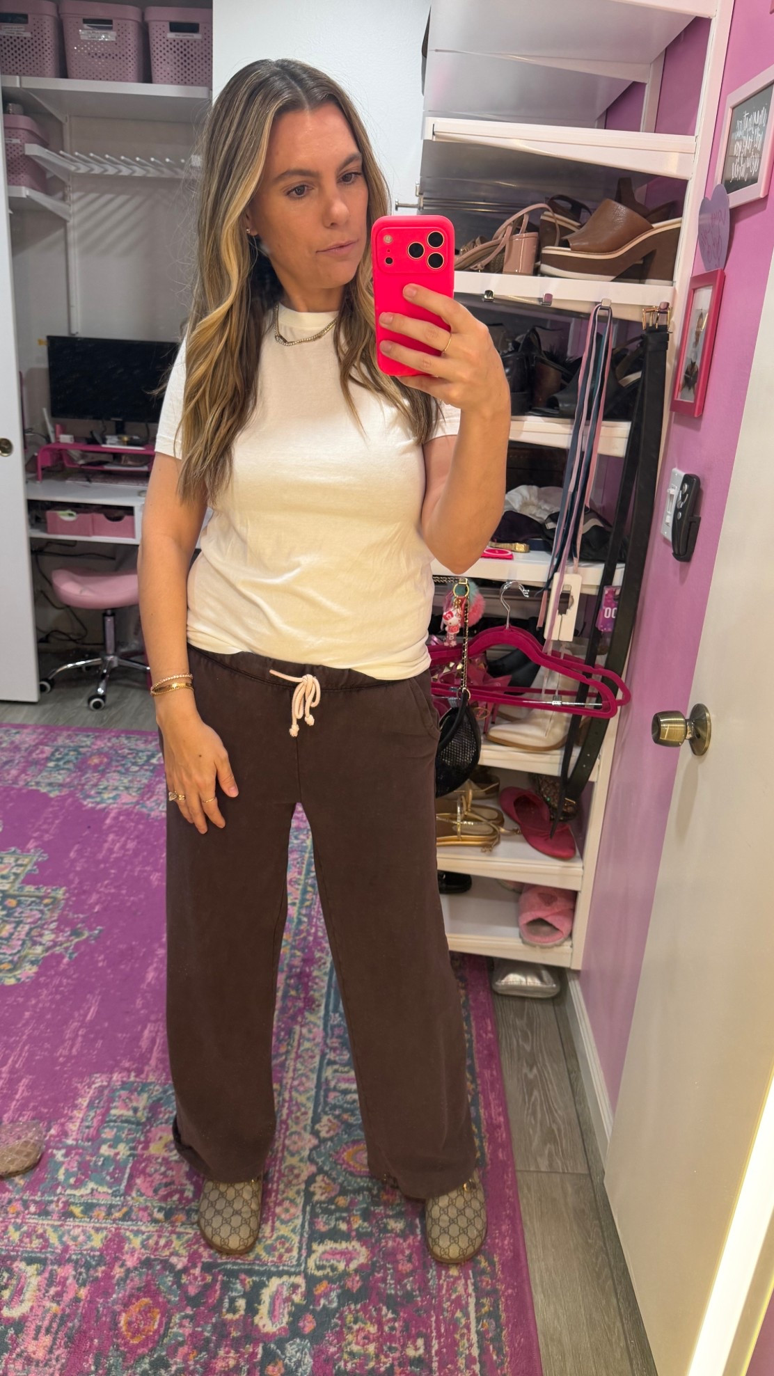 Postpartum Pants I’m living in 🩷

#LTKdayinmylife #LTKOver40 #LTKmomlife