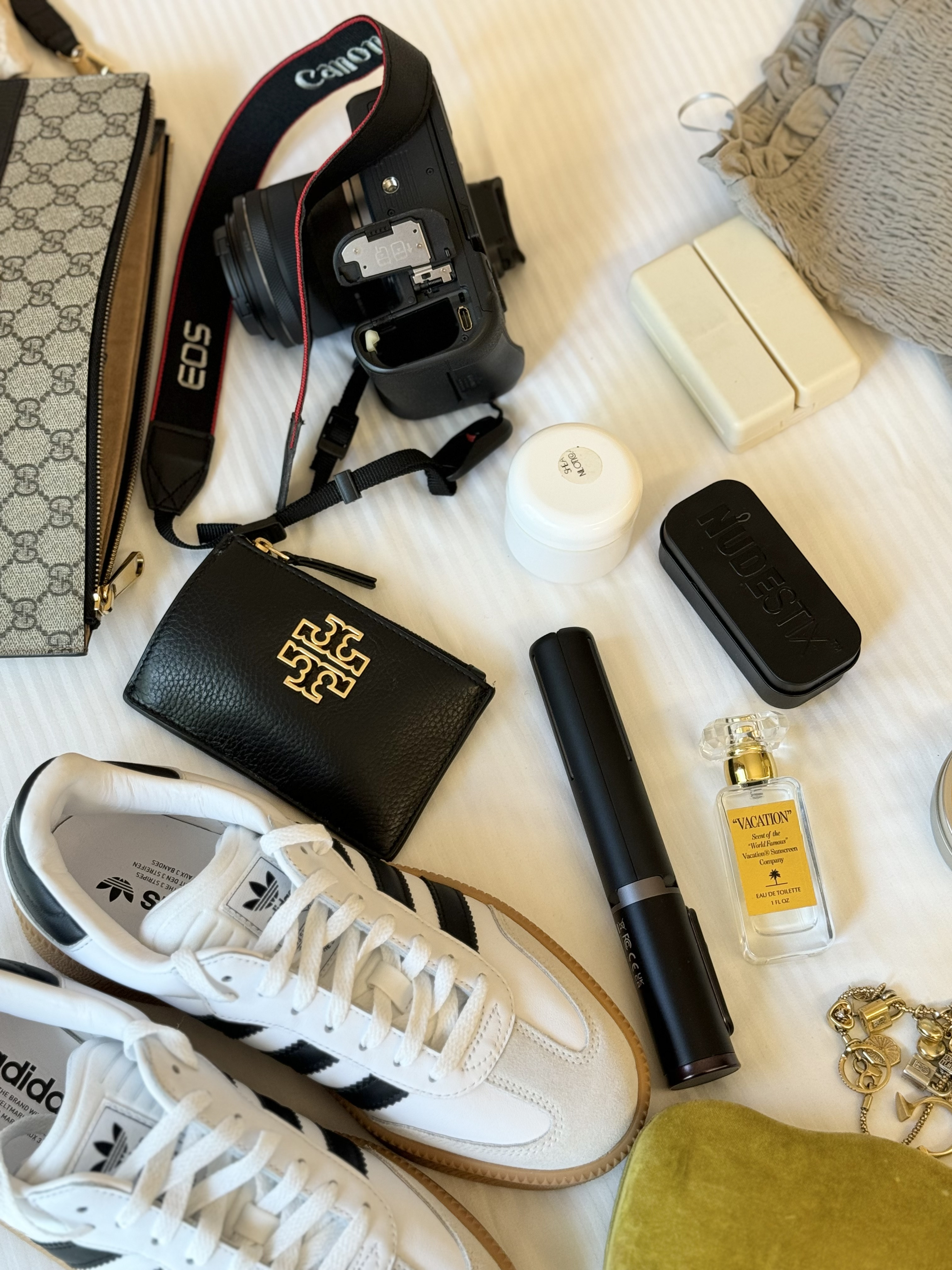 The Essentials ✨

#outfitinspo #flyageless #silverhair #pixiecut #winterstyle #whatiwore #shorthairstyle #midlife #fashionover40 #stylereel #ootd #explorepage #BlackFriday #Deals #CyberMonday #fitnessinspo #LTKHosting #whattowear #LTKunboxing #LTKbeauty #beauty #hacks #skincare #LTKsalealert #LTKShoeCam #whatifound #AmazonFinds #StockingStuffers #GiftsForHer

#LTKGiftGuide #LTKHoliday #LTKCyberWeek #LTKGiftGuide

#LTKSeasonal #LTKTravel