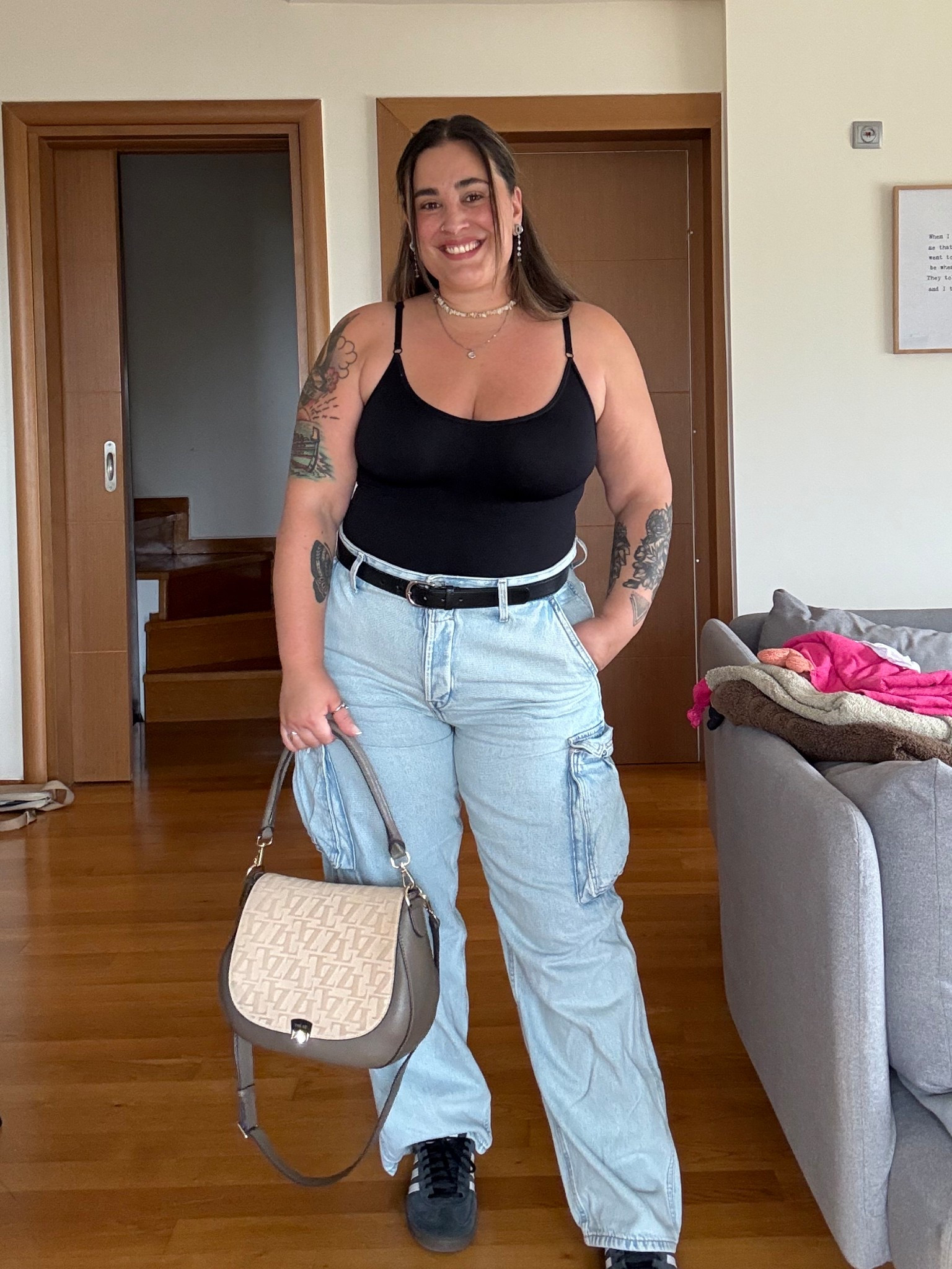 Baggy Hose Midsize Style 🥰 und dazu ein Body = Bestes Midsize Frühlingsoutfit 😍

#LTKmidsize #LTKplussize #LTKcurves