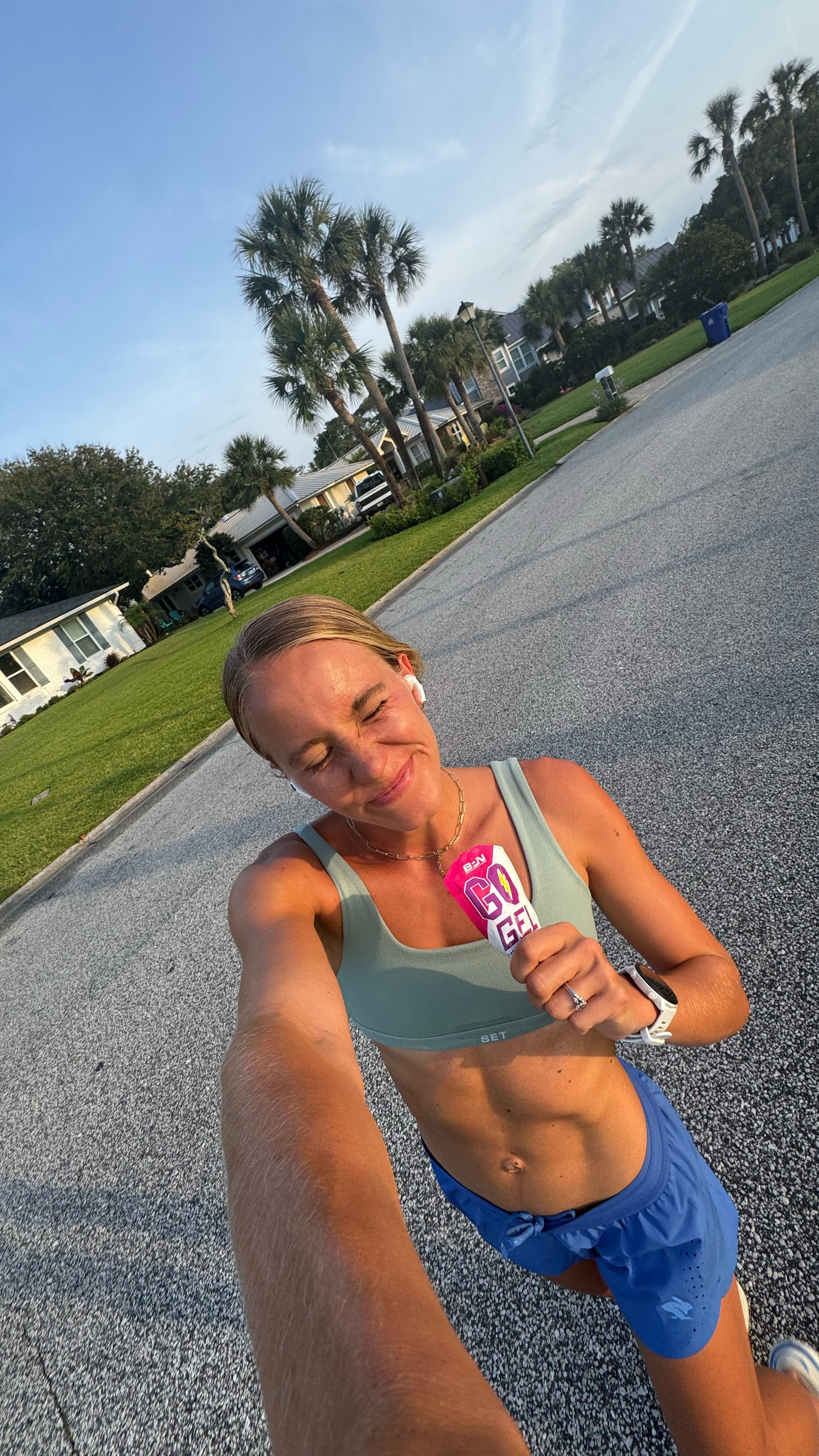 YALLLLL these new running clothes fit too good, so comfy & cute, linking + my shoes! 

 #summer #runner #brooksrunningshoes #rabbitrunningclothes #ltkwatchnow

#LTKSeasonal #LTKActive #LTKStyleTip