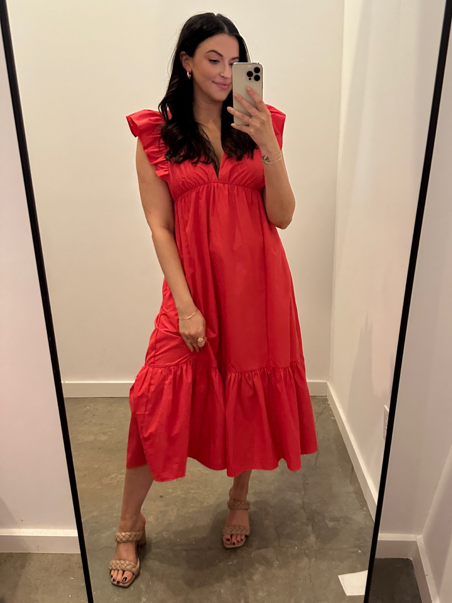 Cute and comfy dress! Would be good for a baby bump too 

#LTKtravel #LTKbump #LTKSeasonal