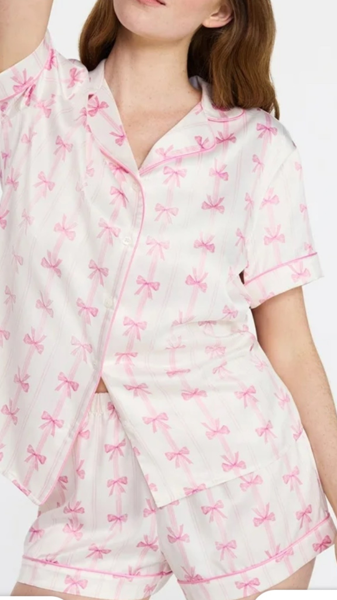 Pink bows pjs set at Walmart 


#LTKFindsUnder50 #LTKSeasonal #LTKootd