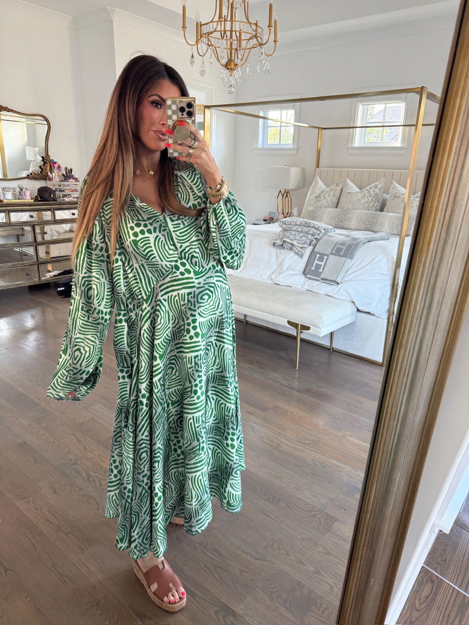 Wearing O/S in this green dress! My shoes are lookalike Hermes Eze 30 sandals from Amazon!! Under $100! 

Hermes, Hermes Eze 30, Amazon finds, Amazon fashion, Designer lookalikes, Spring dresses, Spring outfits, Emily Ann Gemma

#LTKgrwm #LTKootd #LTKdayinmylife