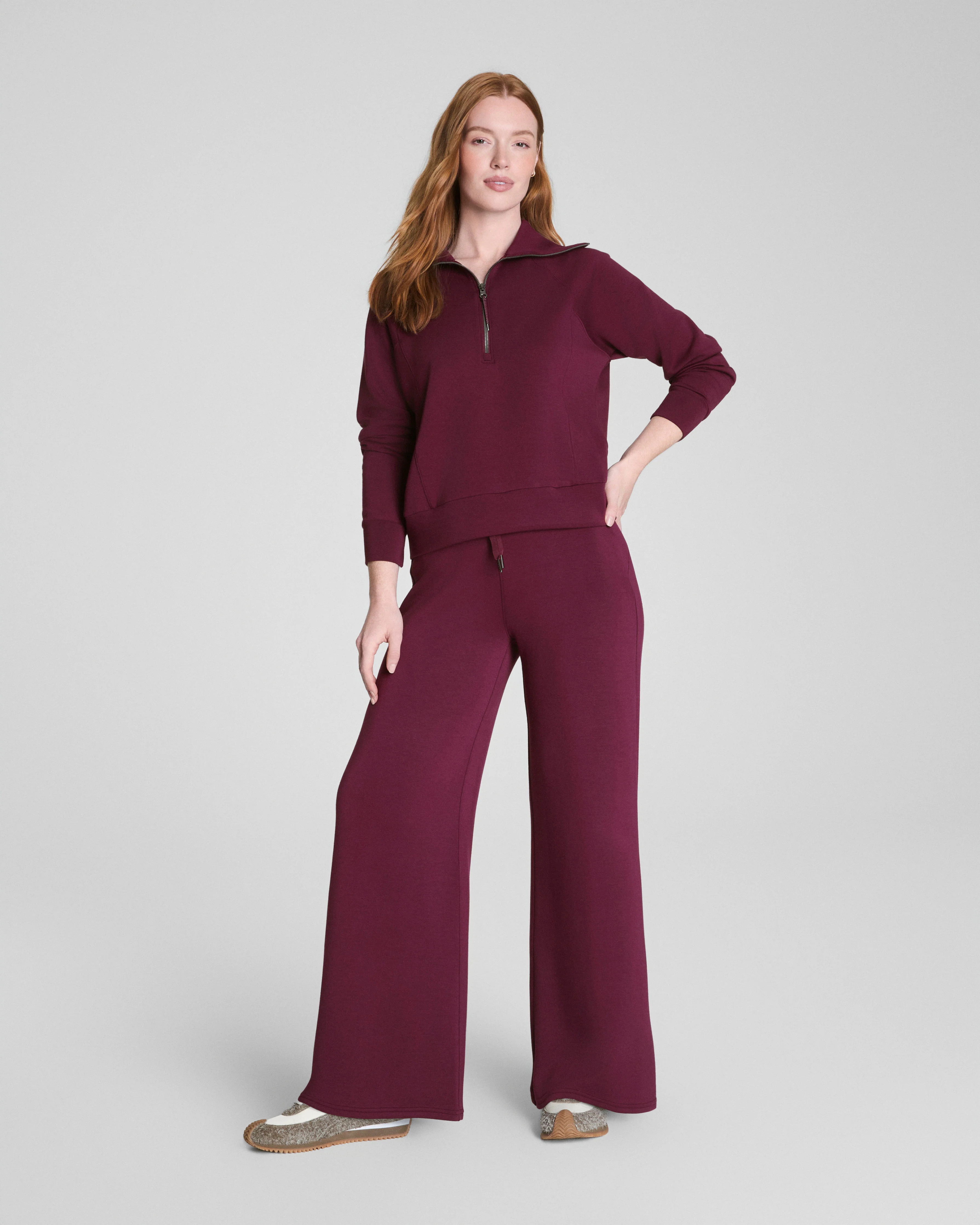 AirEssentials Wide Leg Sweatpants – Soft, Lightweight Fit | SPANX | Spanx Canada
