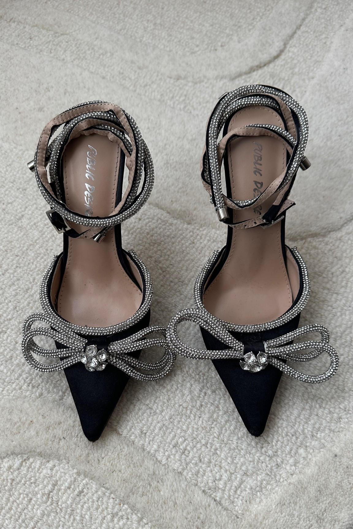 If you’re looking for dreamy shoes for the NY… I go back to these crystal diamanté shoes again and again for elevating outfits. I’m not even mad that I cannot afford the super expensive Mach & Mach pair 🖤✨
Diamante shoes | Crystal shoes | Black pointed heels | High Heels | Public Desire | Silk shoes | Bow shoes | Dupe | spring wedding outfits | wedding guest shoes 

LTKFestiveSaleUK #LTKparties #LTKshoecrush