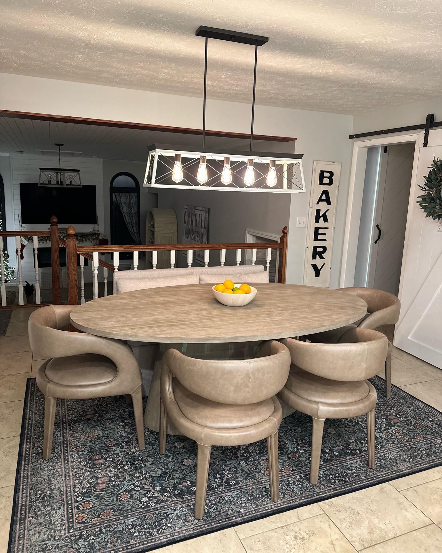 Dining room table / modern dining room  

#LTKHome