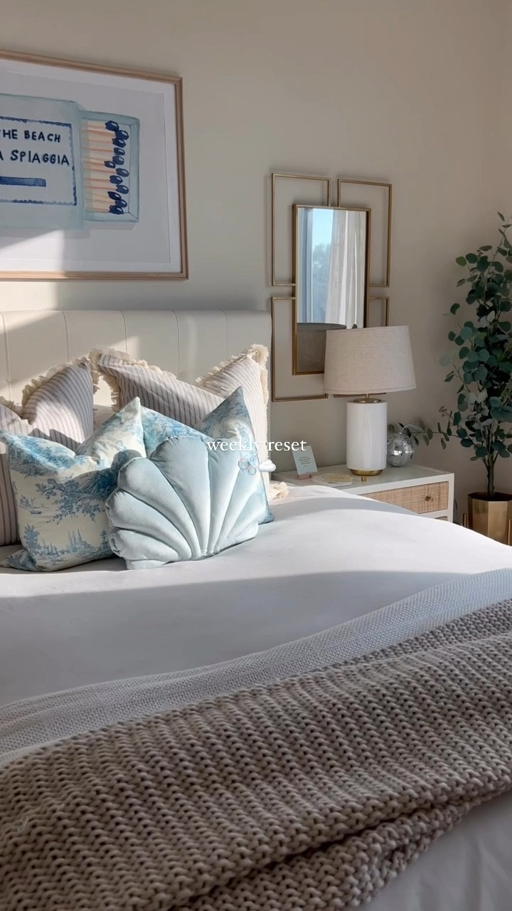 weekly reset with me!🎧👟🫧

cleaning, workout, activewear,, morning routine, home decor, 

#LTKhome #LTKVideo #LTKActive