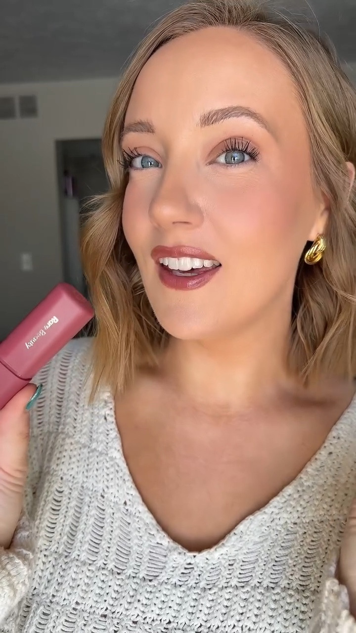 have you tried this out yet? 💋 Rare Beauty #rarebeauty #lipbalm #rarebeautymakeup #selenagomez #lipproducts