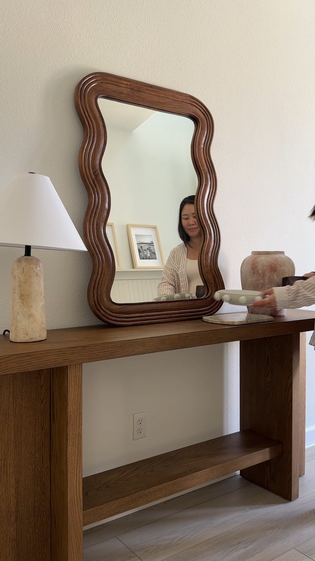 entryway styling for the fall season! dark rich wood tones and a modern console table from joss & main! #jossandmain #wayfair 