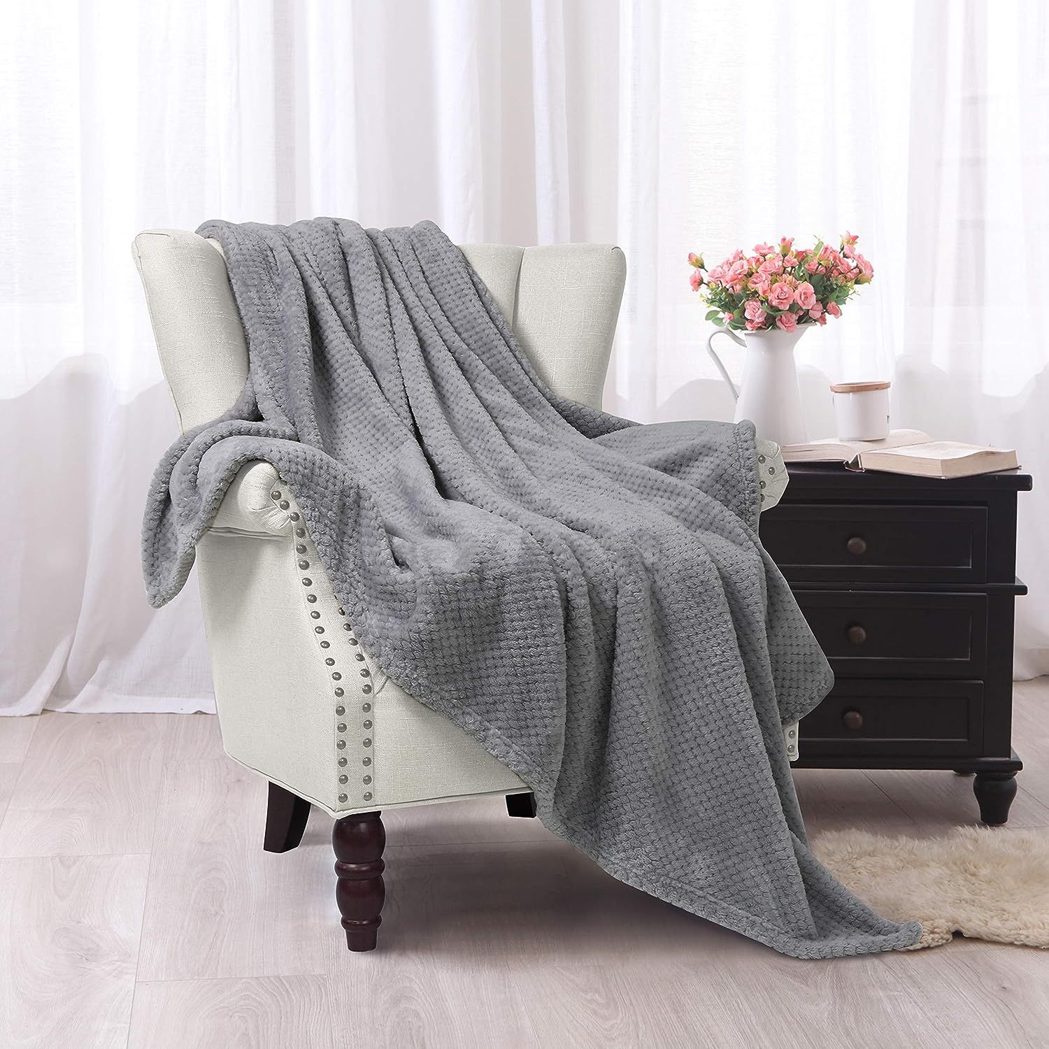 Exclusivo Mezcla Waffle Textured Soft Fleece Blanket, Large Throw Blanket(Light Grey, 50 x 70 inc... | Amazon (US)