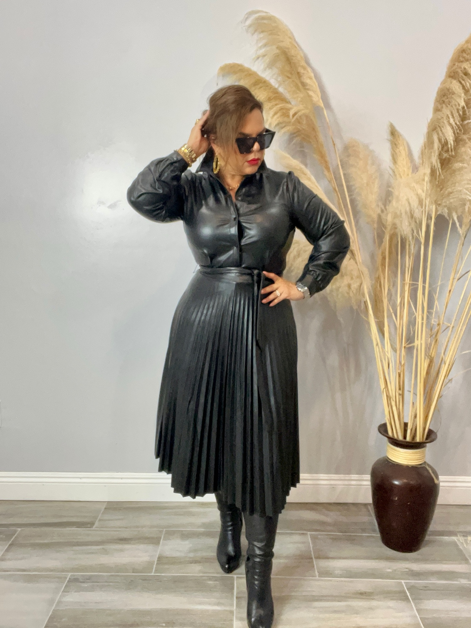 Sale Alert! Walmart is back again with amazing deals and on trend with fashion! 
*Runs a bit large so I sized down 
Dress: Size M

#LTKfit #LTKcurves #LTKbeauty