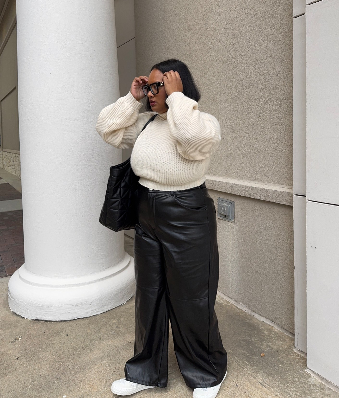 minimal winter outfit inspo 🤍

#LTKootd #LTKWorkwear #LTKMidsize