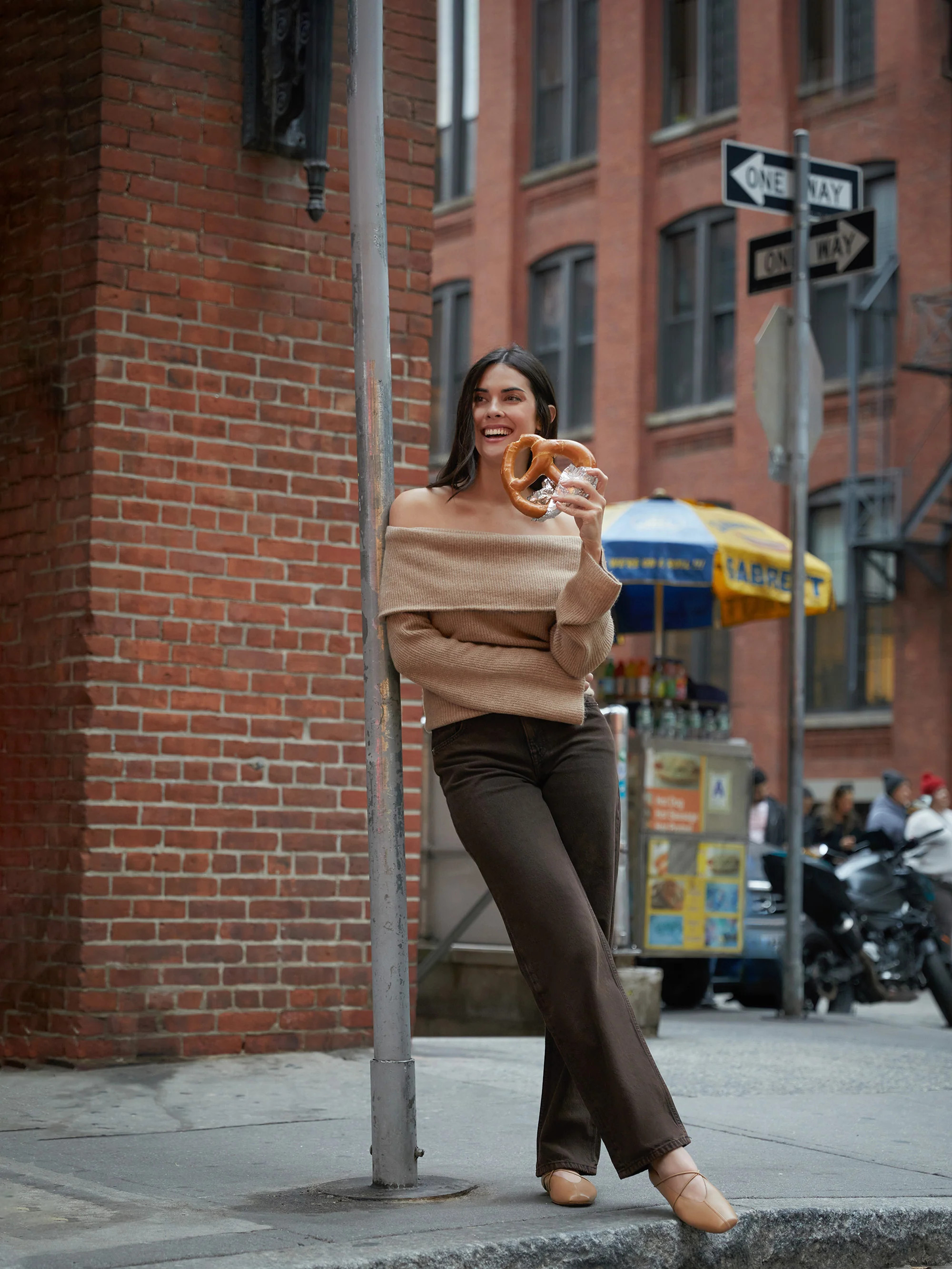 M.Gemi The Una Women's Flats, Size 38.5 in Light Tan | M.GEMI