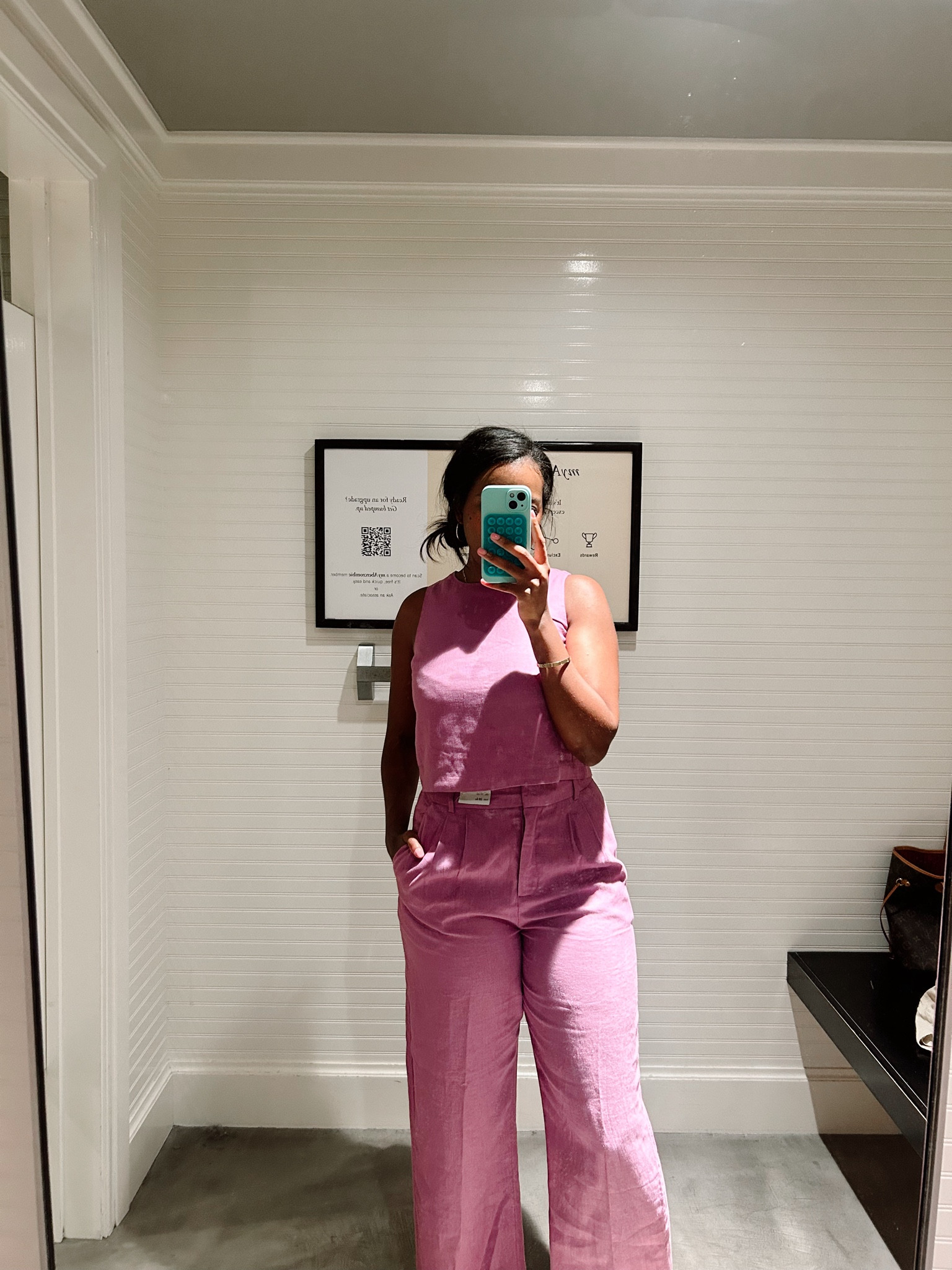 Linen set from Abercrombie
Available in black, white, beige, purplee

#LTKworkwear #LTKstyletip #LTKfindsunder100