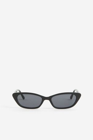 Cat-eye sunglasses | H&M (UK, MY, IN, SG, PH, TW, HK)