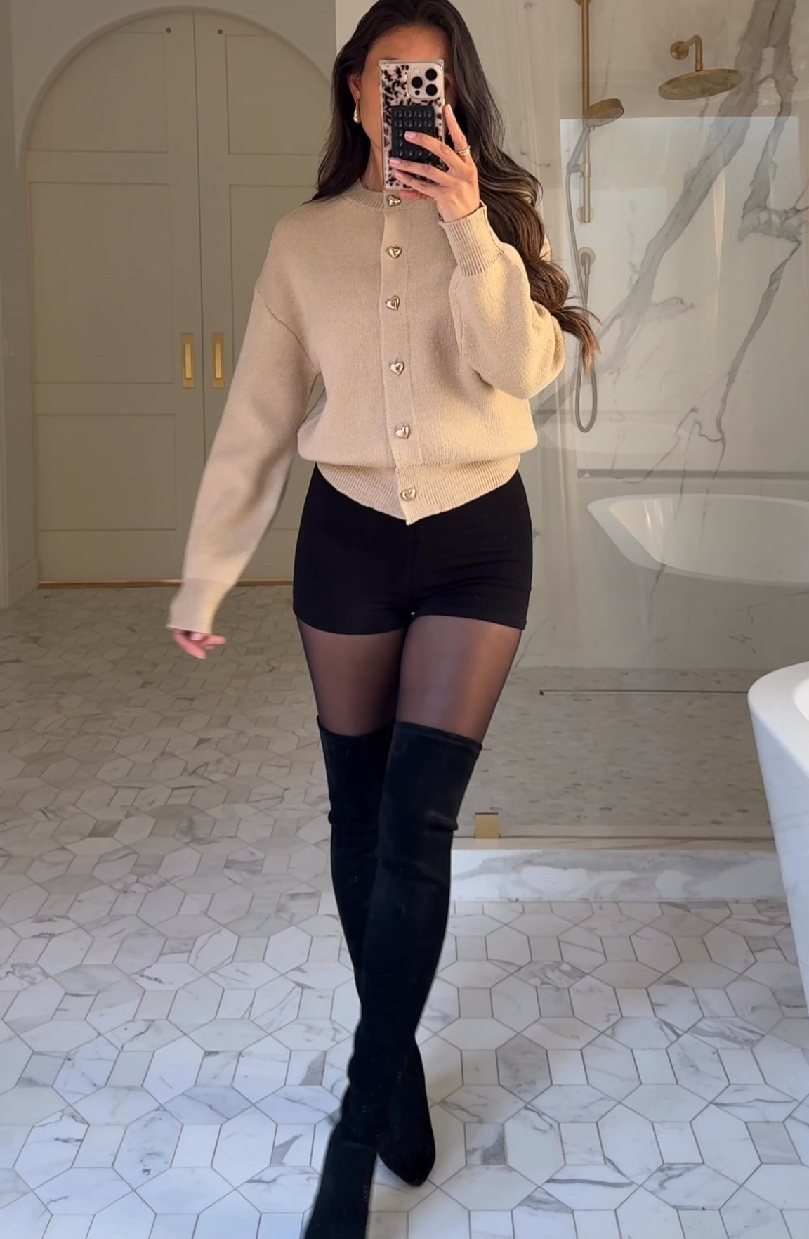 Scroll to shop!! Follow for more!!! Xo! ✨

#LTKdayinmylife #LTKFindsUnder100 #LTKFindsUnder50