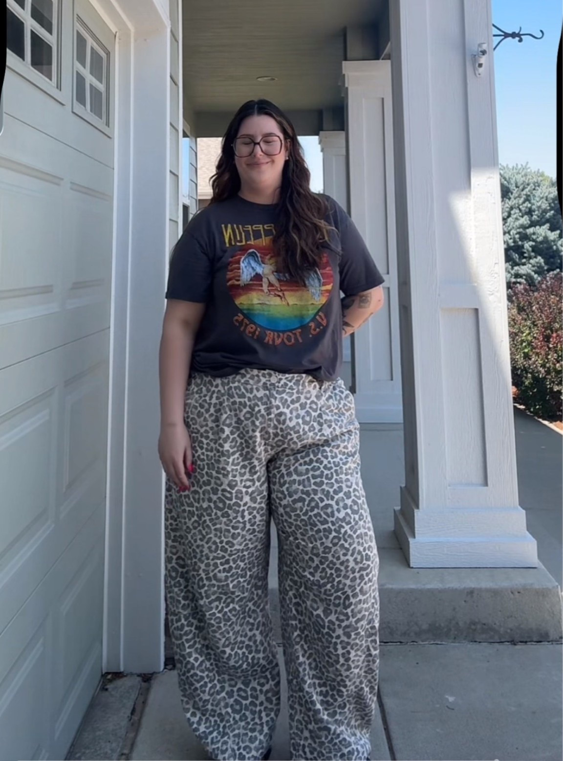Rock n roll casual Friday ❤️‍🔥

#LTKootd #LTKPlusSize #LTKMidsize