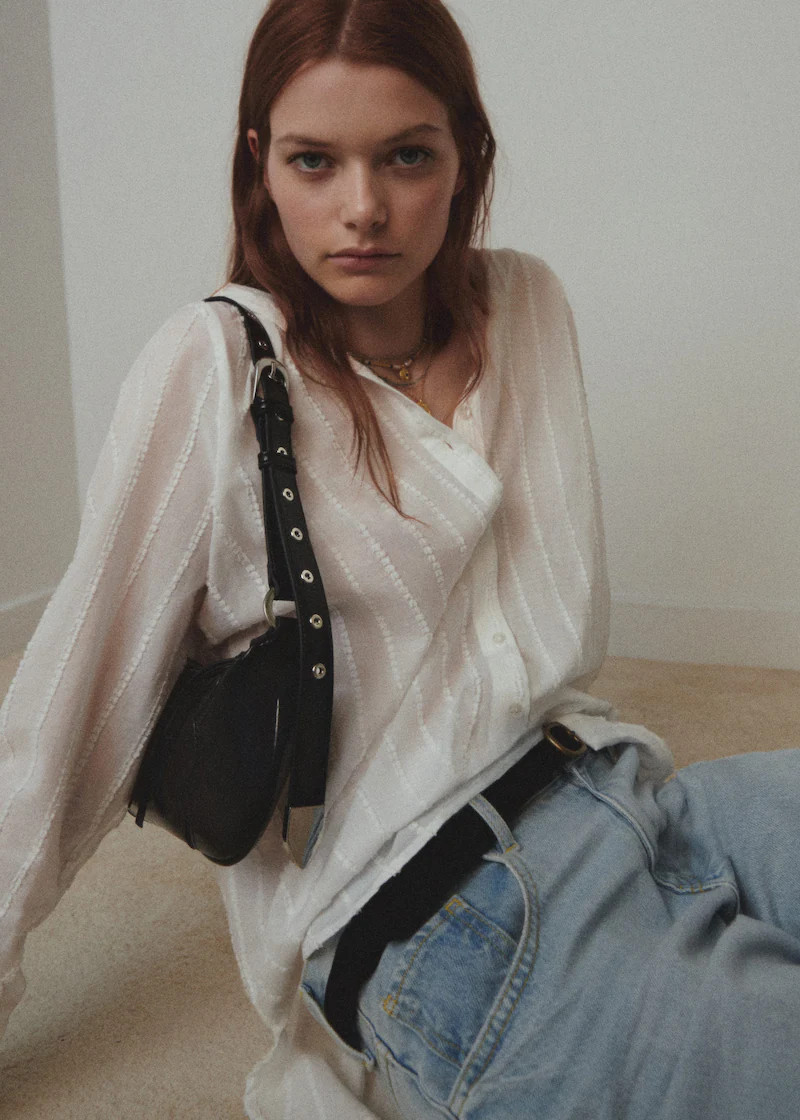 Shoulder bag with decorative stitching | MANGO (US)