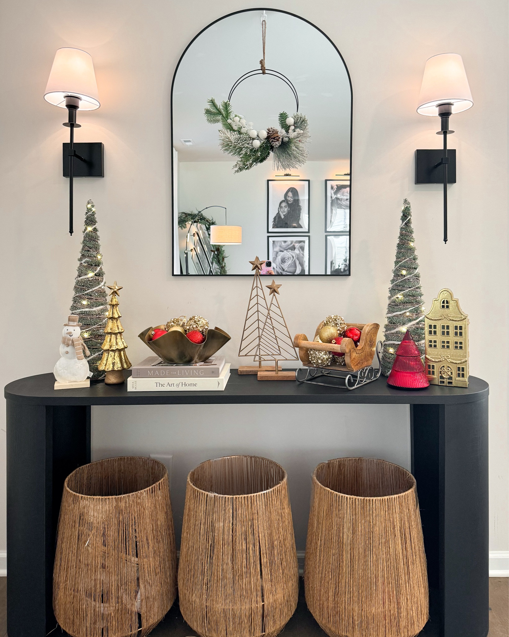 The dreamiest entry way decor ✨☁️🎄

#LTKHoliday #LTKHome #LTKSeasonal
