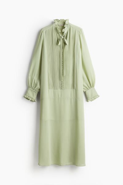 Chiffon Dress with Pintucks - Light green - Ladies | H&M US | H&M (US + CA)