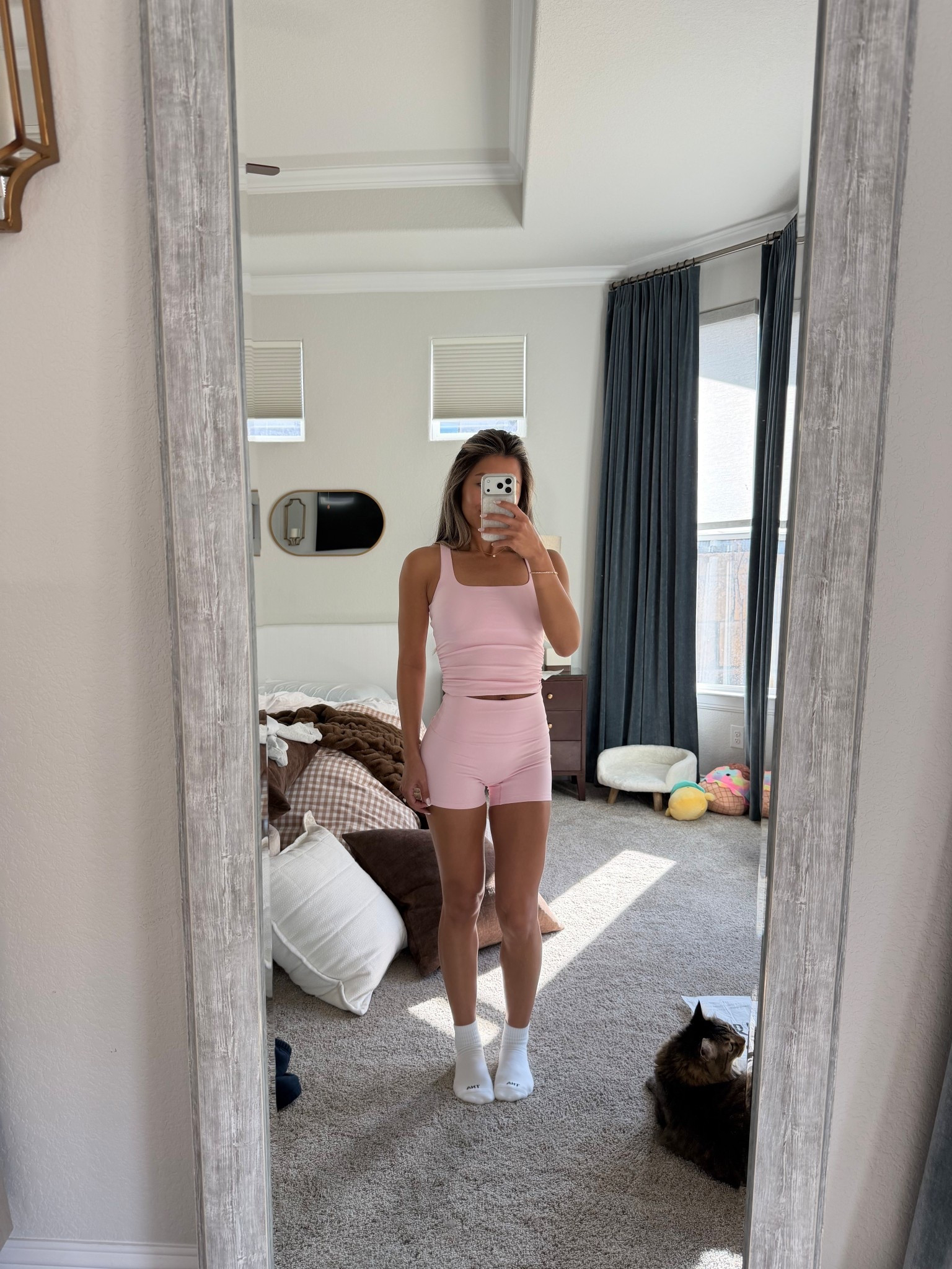 Gold hinge workout set ballet pink

#LTKPetite #LTKActive #LTKfitnessgoals