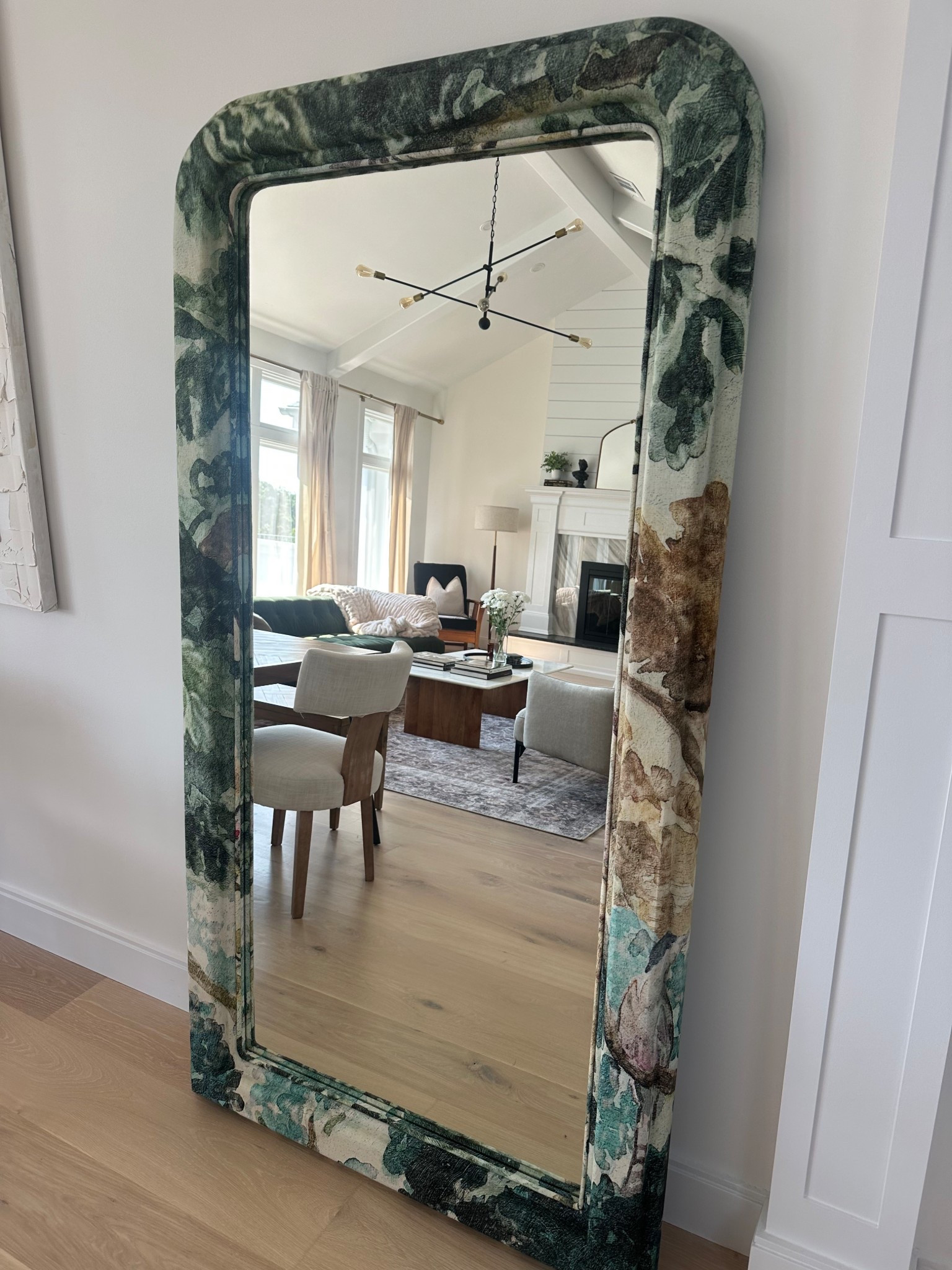 I love the marble and color on this floor length mirror! 

#LTKHome #LTKStyleTip