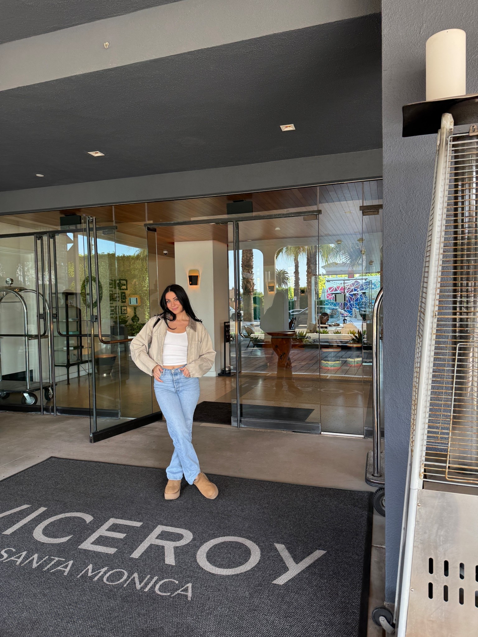 Casual day time outfit 🤎🤍

#LTKdayinmylife #LTKootd