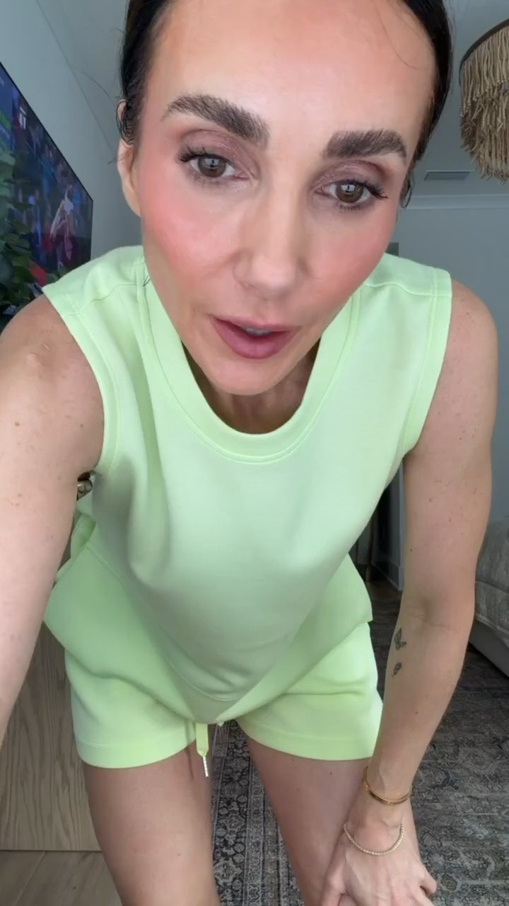 TRENDING! This wireless bra is one of those basics you’ll want in every color. It gives great support without any wires, feels incredibly comfortable, and disappears under tees, tanks, and dresses. The kind of everyday staple you end up reaching for over and over.

Use code ANNAMXSPANX 

Wireless bra, Everyday essentials, Comfortable bra, Seamless bra, T shirt bra, Wardrobe basics, Underwear favorites, Soft support bra, Lounge essentials, Fashion basics, Everyday comfort, Closet staples, annabrstyle

#LTKActive #LTKootd #LTKOver40