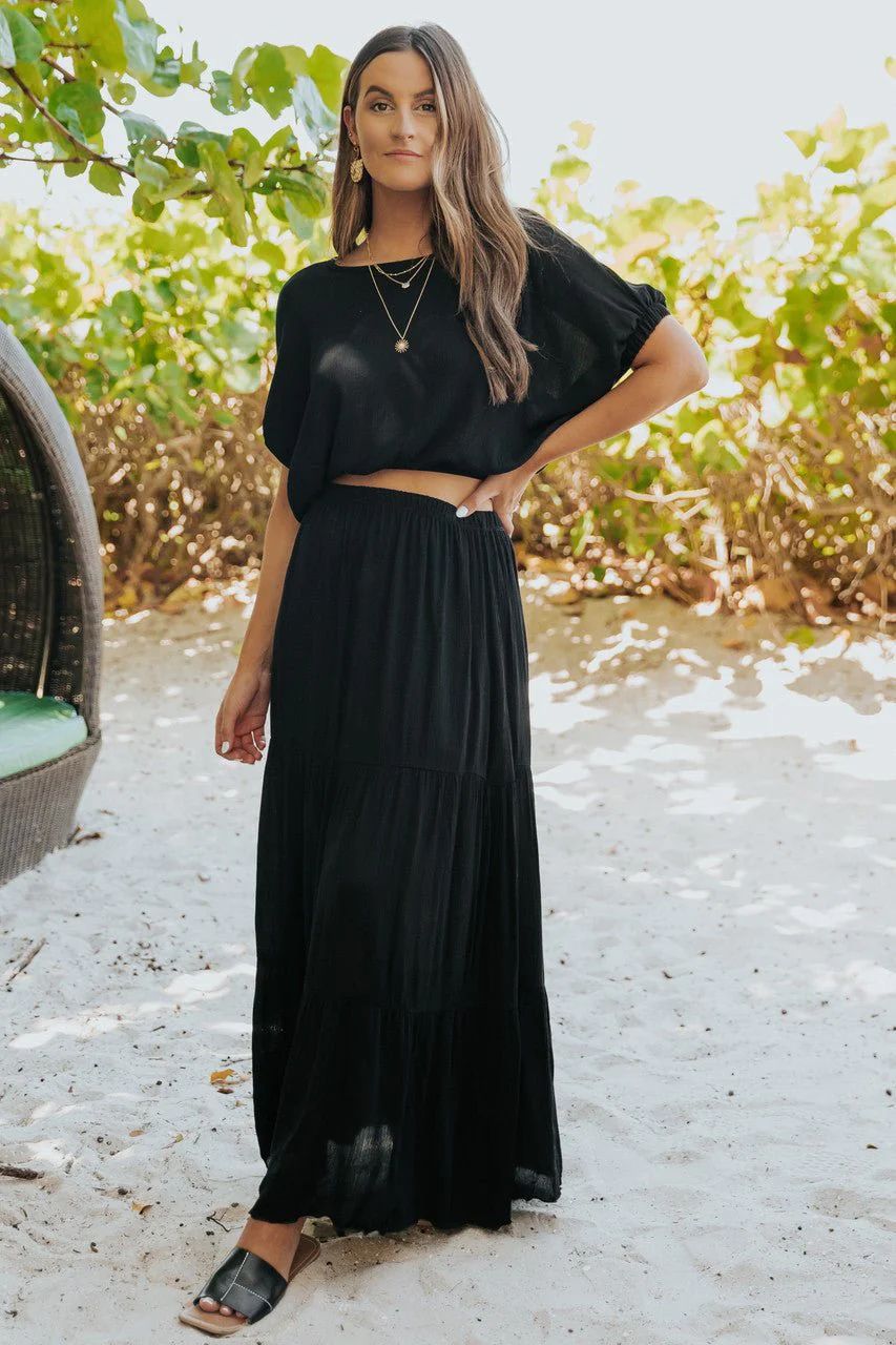 Sunrise Short Sleeve Top & Maxi Skirt Black Set | Magnolia Boutique