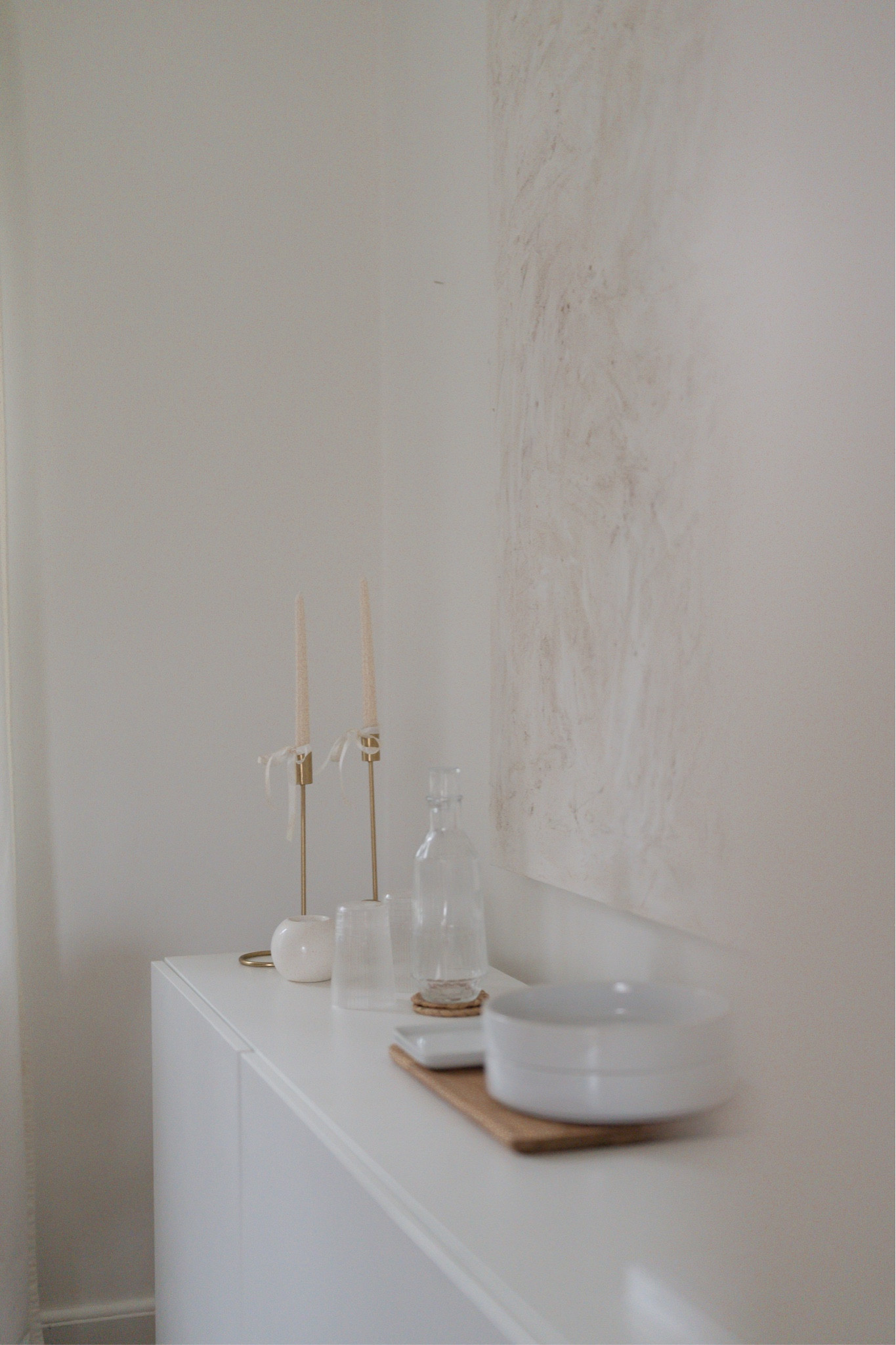 Dinning room decor inspo 🤍

Dinning room, dinning room style, minimal style, neutral style, home decor, home styling, home styling inspiration, simple home decor, 

#LTKhome