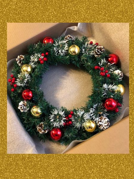Stunning christmas wreath from etsy for gorgeous christmas decor 

#LTKSeasonal #LTKhome #LTKunder100 #LTKstyletip #LTKHoliday #LTKfamily