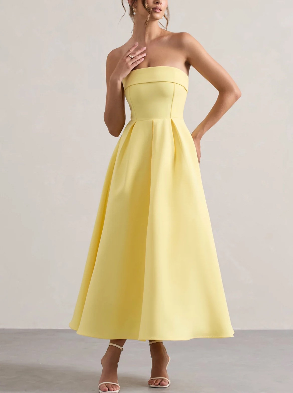 Love this wedding guest dress for spring and summer 💛


Wedding guest dress
Wedding outfit ideas
Spring fashion
Formal dresses 

#LTKWedding #LTKParties #LTKSeasonal