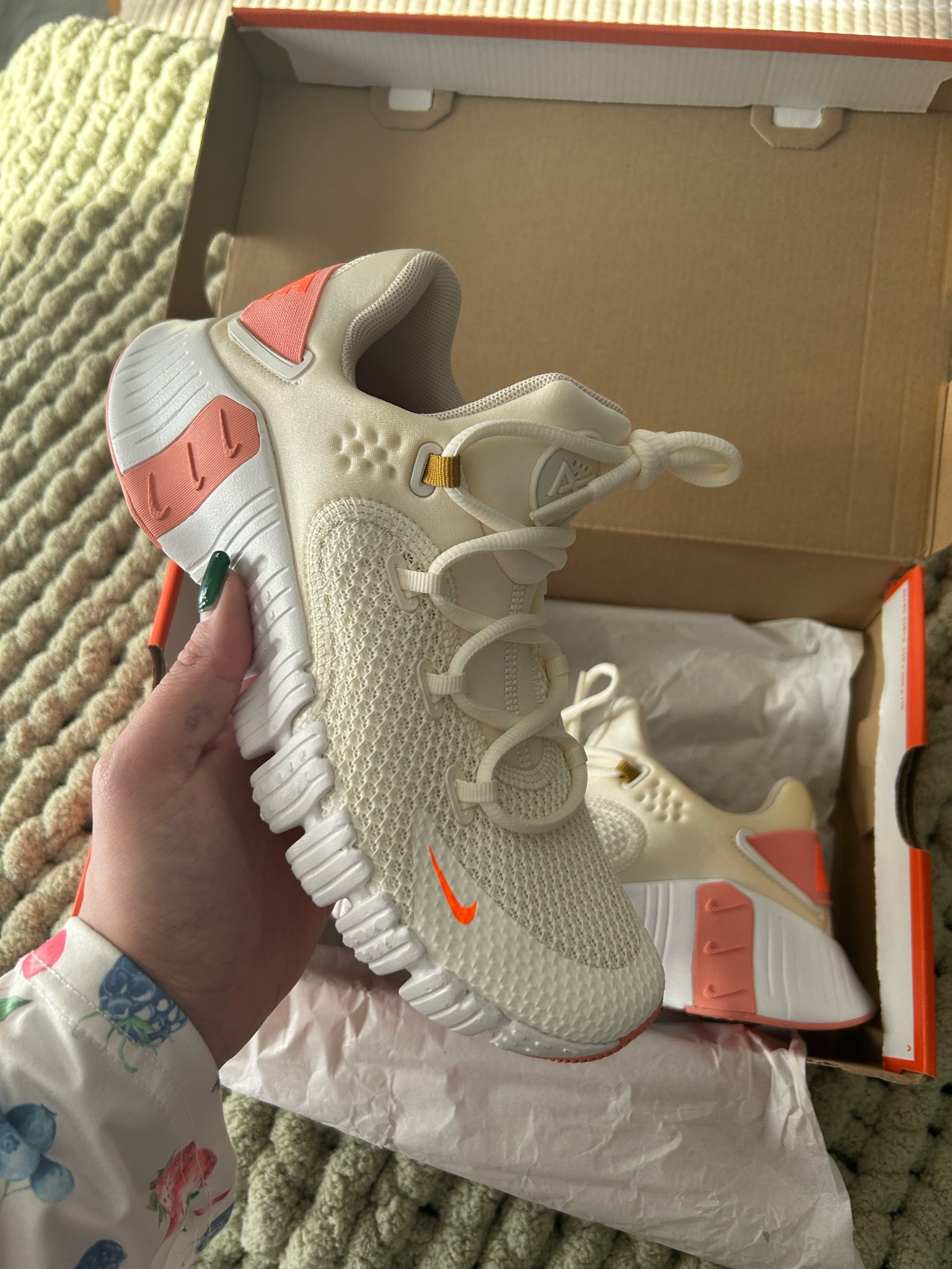 Nike Free Metcon 4 🤍🍑 just for the cutest workout sneakers from Amazon for $95!!

Amazon Finds
Amazon Workout 
Amazon Workout Finds
Amazon Nike
Nike Finds
Free Metcon 4 
Amazon Exercise 
Amazon Essentials 
Amazon Workout Essentials  
Workout Gear 

#LTKFindsUnder100 #LTKActive #LTKFitness