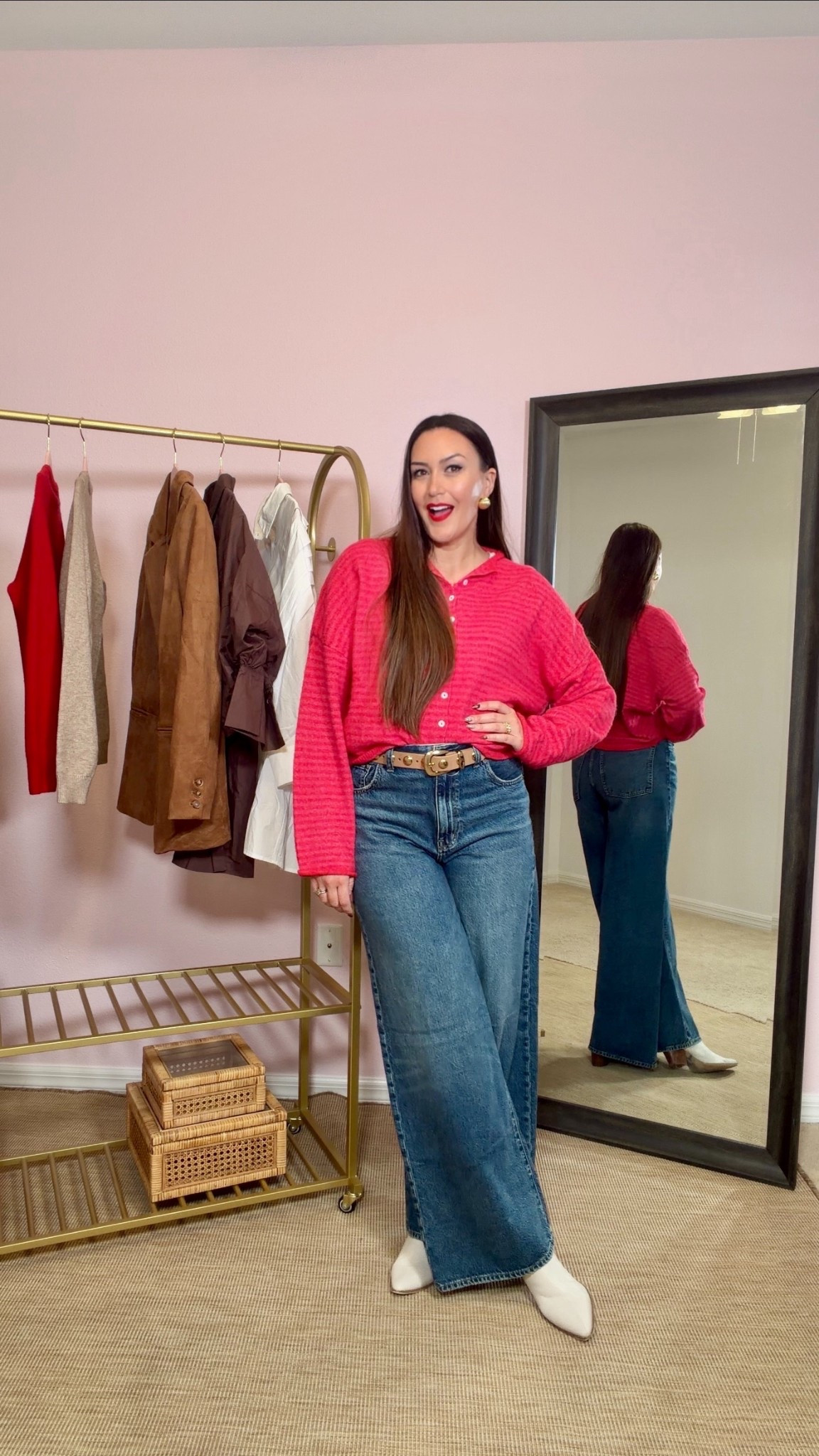 plot twist: caring about how you look isn’t “millennial cringe”… it’s confidence 🫶
girl, you’re allowed to front tuck your tee, wear a bra, iron your clothes, and choose outfits that flatter your real body, not whatever trend someone on the internet said is cool this week. dressing for your shape is not outdated — it’s smart, it’s intentional, and it makes getting dressed feel easy instead of stressful. you buy clothes to fit your body, not the other way around.

and this outfit proves it. the fit is comfortable, the fabric actually moves with you, and every piece works together without trying too hard. high cost per wear, zero apologies 🤌✨

I’m 5’6” wearing size small (TTS) in the top, size medium (TTS for me) in the skirt, and size 8 (TTS) in the sneakers.

millennial girlies… what else are we keeping? 😉👇

#LTKootd #LTKdayinmylife #LTKSeasonal