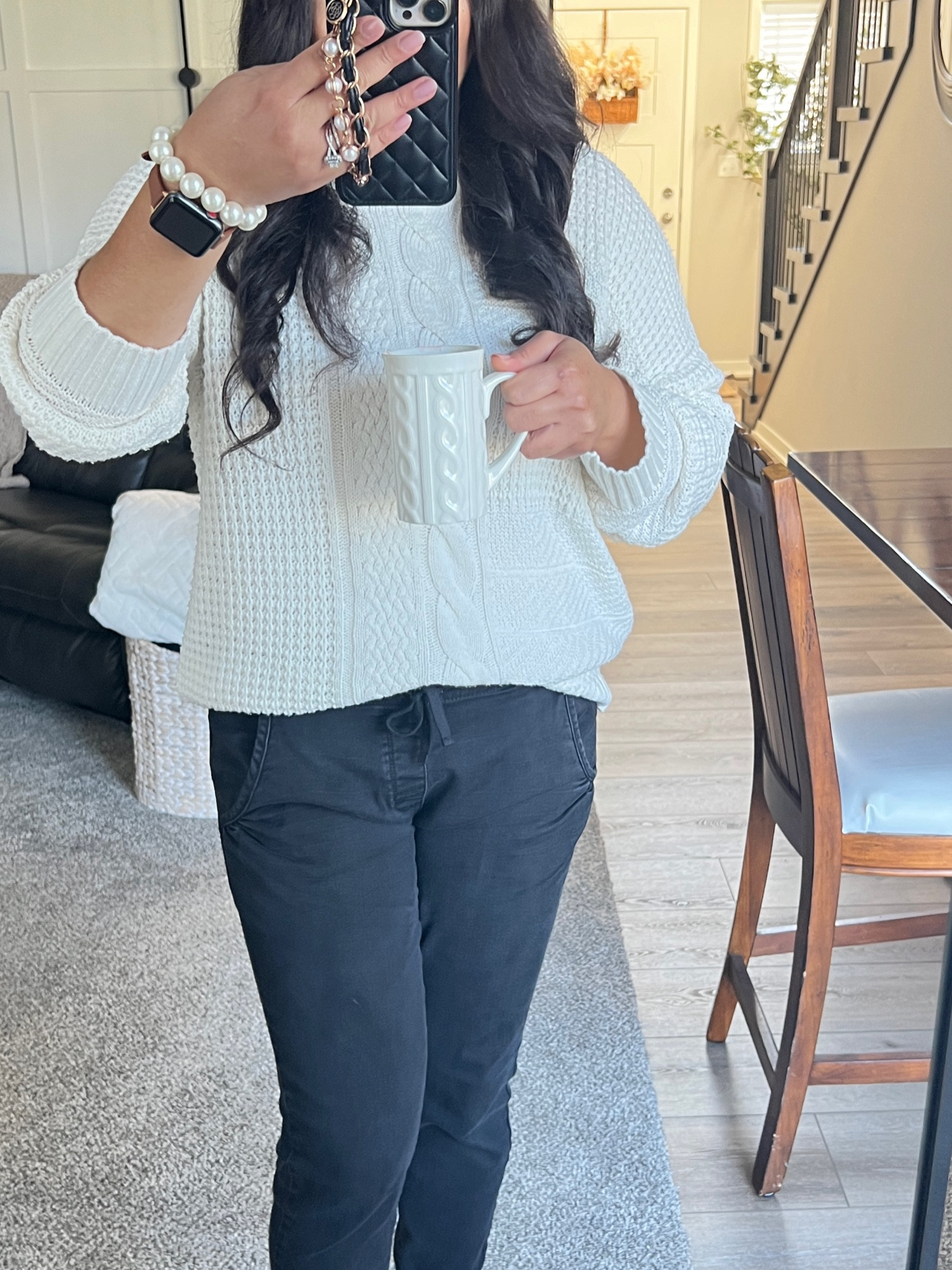 If your coffee cup is not matching your sweater, you’re not ready for this weather!! 