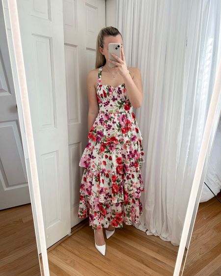 Spring floral maxi dress, size xs💐 spring dress, Easter dress, resort wear, wedding guest dress

#LTKwedding #LTKSpringSale #LTKtravel