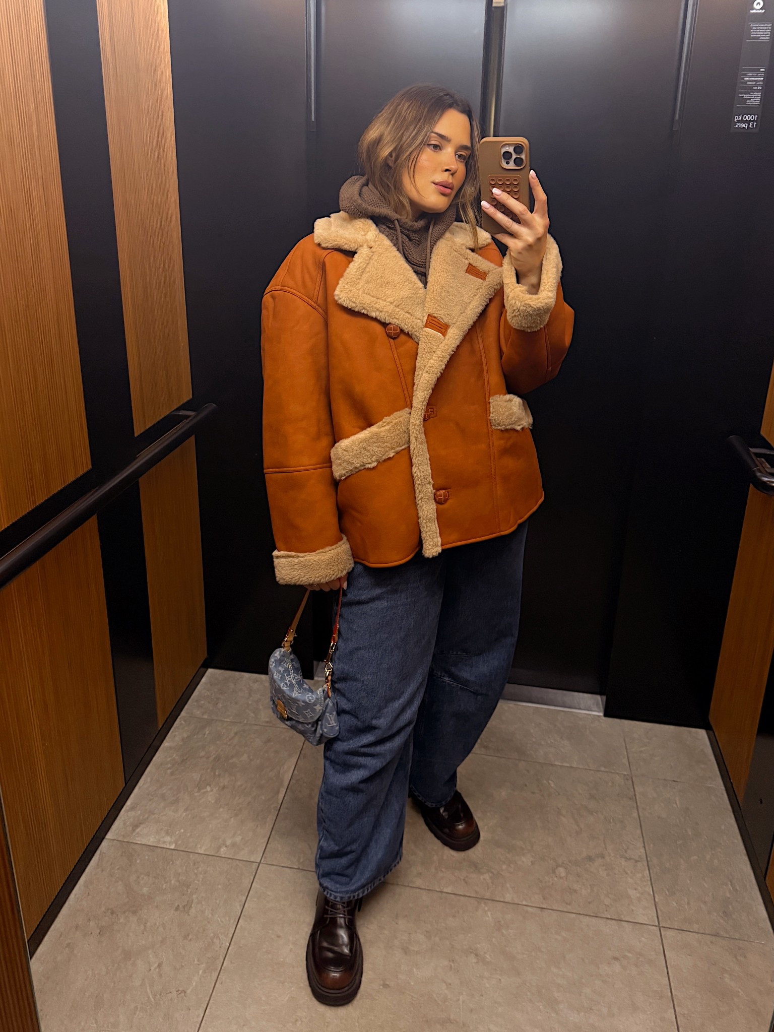 Cool jacket calling 

#LTKuk #LTKcurves #LTKwinter