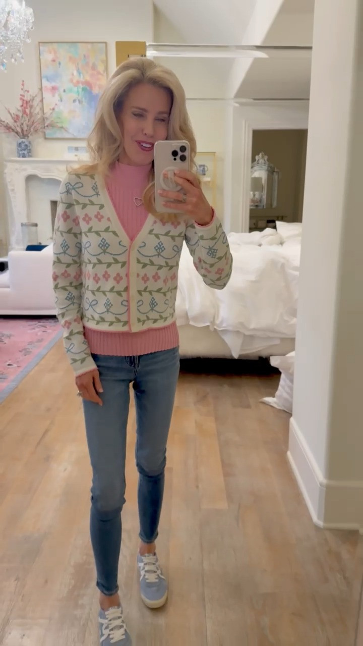 OOTD! Loving this cardigan from Ivy City💕 Linking similars for this pink sweater!  

 #LTKSeasonal #LTKStyleTip #LTKShoeCrush