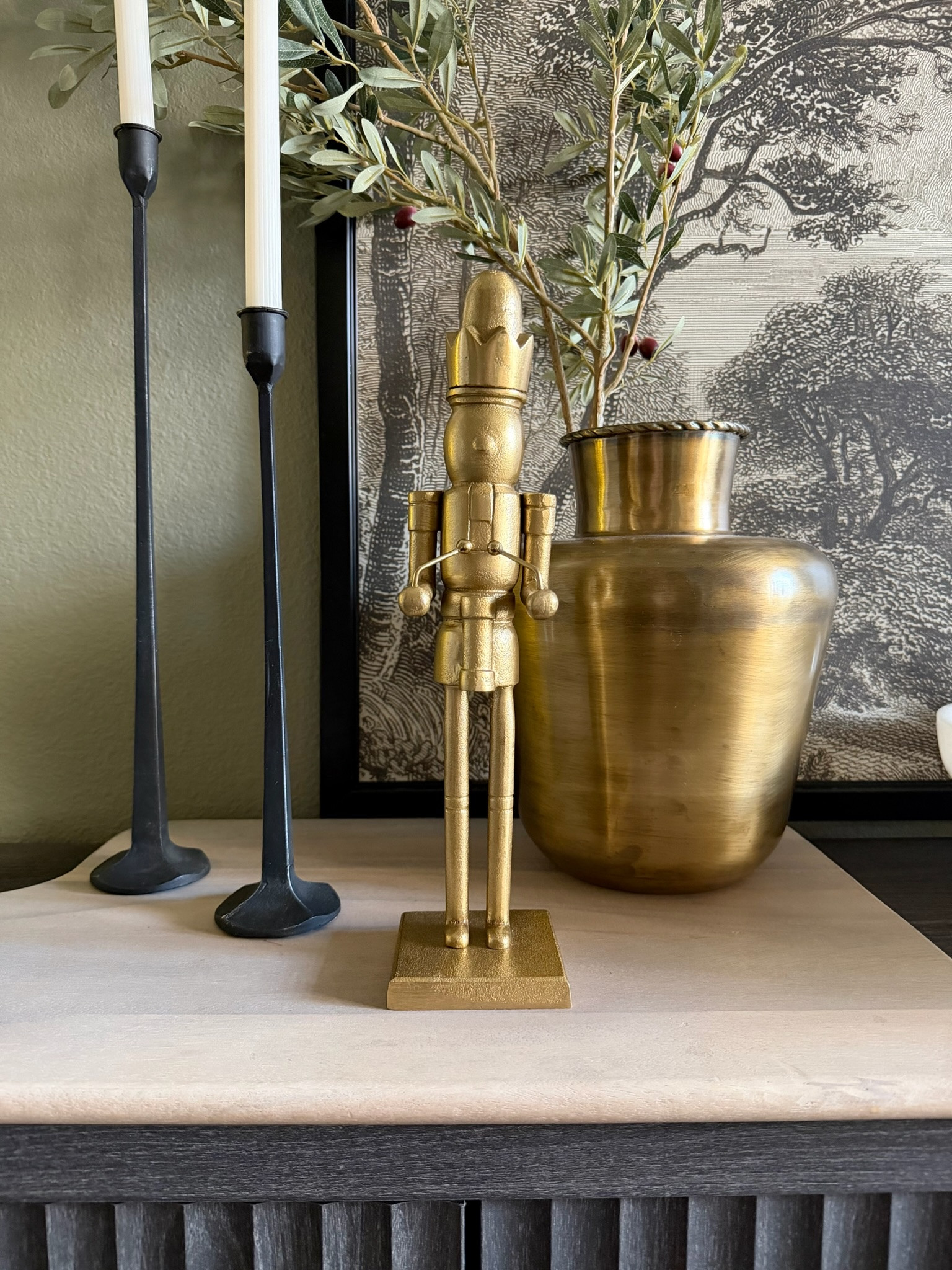 Sometimes it’s about the little things that make the best decor 🥰 

#christmasdecor #brassdecor #brass #homedecor #modernchristmas #homedecorinspo

#LTKSeasonal #LTKHome #LTKHoliday
