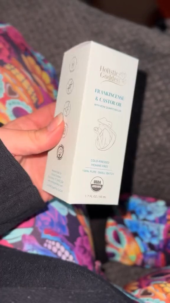 The only thing I use on my face.￼
#frankincense #castoroil #skincare #faceroller #selfcare 

#LTKItBag #LTKGiftGuide

#LTKBeauty