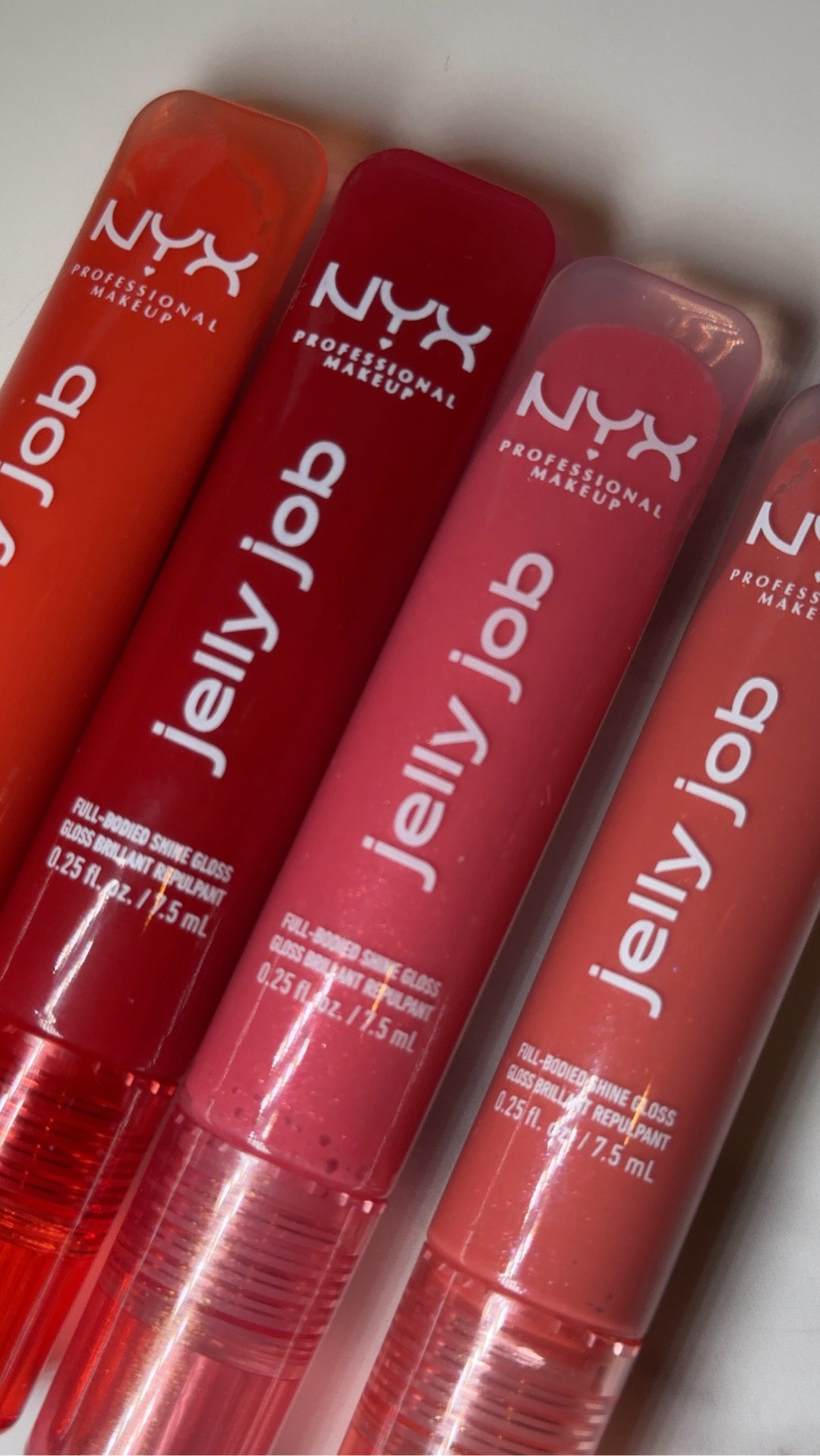 Glossy, juicy lips in seconds 💋 The Jelly Job Lip Gloss by NYX gives that bouncy jelly shine without the sticky feel. Perfect for everyday glam, layering over lipstick, or wearing alone for a hydrated glossy look. If you love a high-shine lip with a comfortable formula, this affordable drugstore lip gloss is a must-try.

#nyxcosmetics #lipgloss #glossylips #drugstoremakeup #makeuphacks #tiktokbeauty #beautyfinds #lipglossobsessed


#LTKgrwm #LTKFestival #LTKBeauty