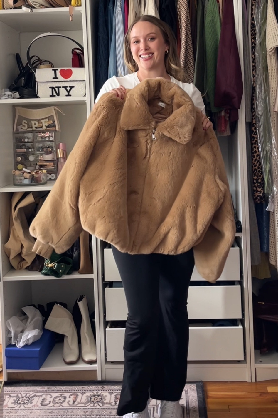 It’s 31 degrees outside so we’re calling in the big dogs to stay warm on the walk (& hold myself accountable to go to the class 😂) 

Coziest & warmest faux fur jacket that’s perfect for Pilates or a work out walk 

Winter outfit, Pilates outfit, winter athleisure, winter jacket, good American jacket, faux fur jacket, workout outfit 

#LTKActive #LTKStyleTip #LTKSeasonal