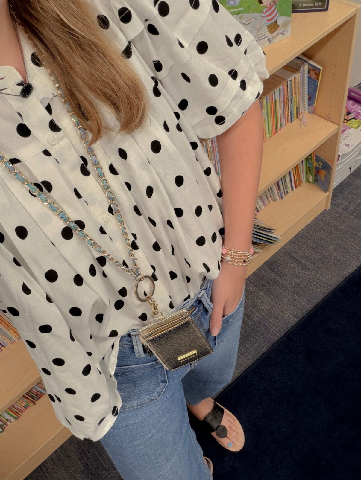 Today’s teaching OOTD!! 😆🍎📓✏️

#LTKgrwm #LTKWorkwear #LTKdayinmylife