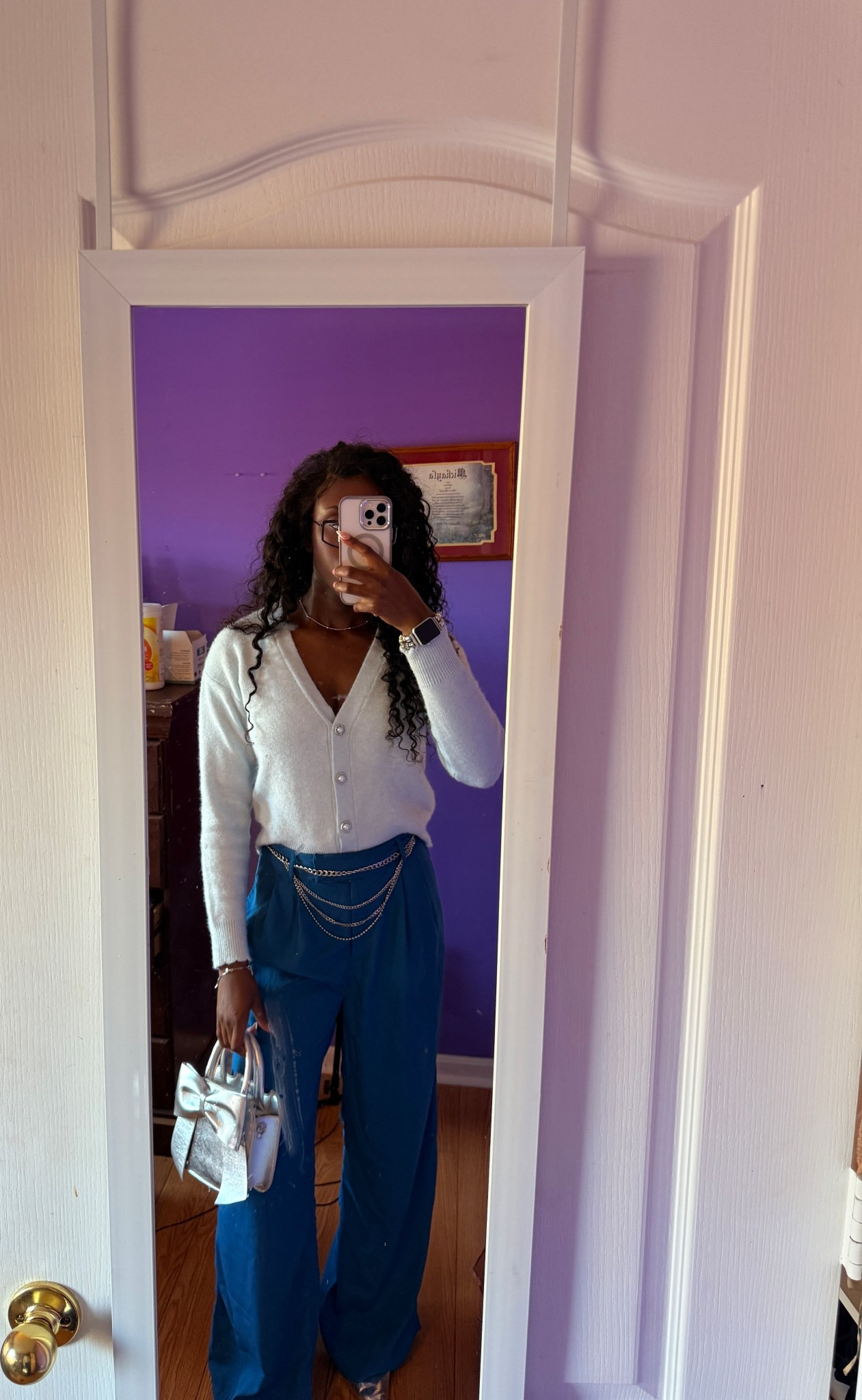The pants are old so it’s not able to be linked. But everything else is linked. I am wearing an extra small and sweater.

#LTKTall #LTKFindsUnder50 #LTKStyleTip