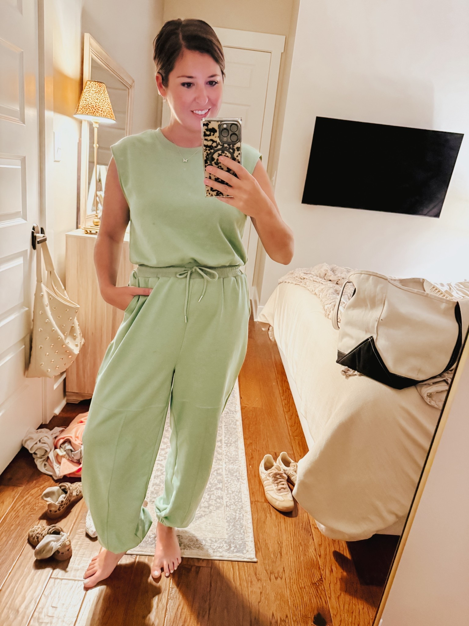 Spring jumpsuit, look for less 

Wearing medium 

#LTKootd