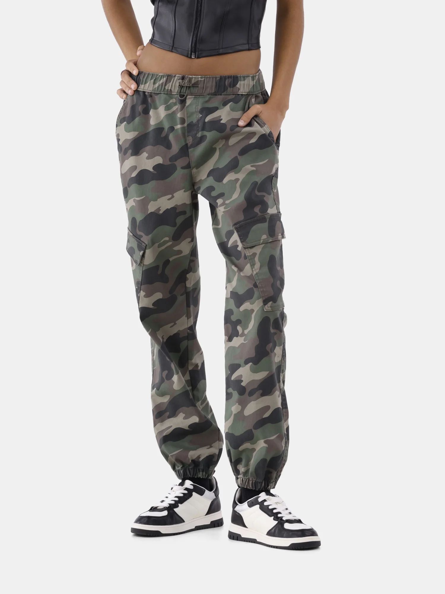 No Boundaries Utility Jogger Pants, 27" Inseam, Women's and Women's Plus | Walmart (US)