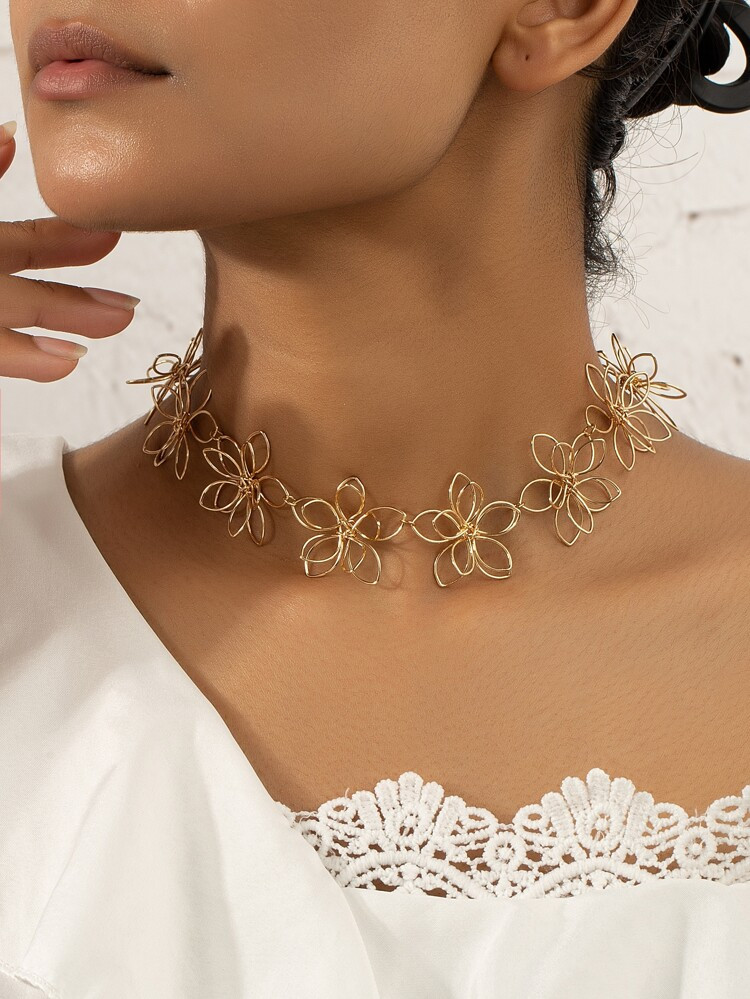 Flower Decor Choker | SHEIN