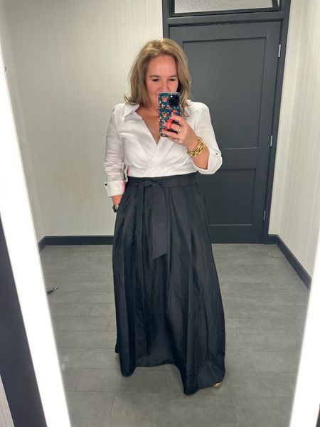 This is a taffeta dress one piece. It ran small!!!! I’m in a 14 and I couldn’t up it. But it’s a lovely mother of the bride mother of the groom dress. Very classy. 

Available in plus sizes too! 

Formal black tie dresss


#LTKover40 #LTKwedding #LTKmidsize