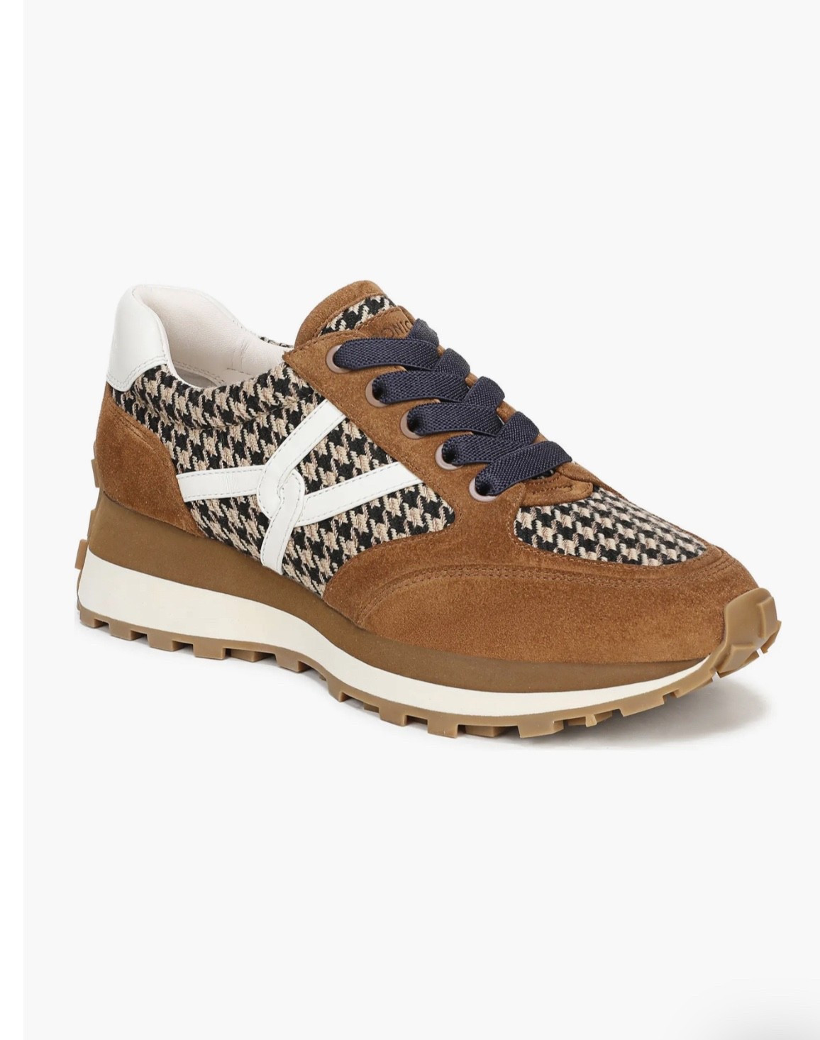 Sneaker 


#LTKSeasonal #LTKGiftGuide #LTKShoeCrush