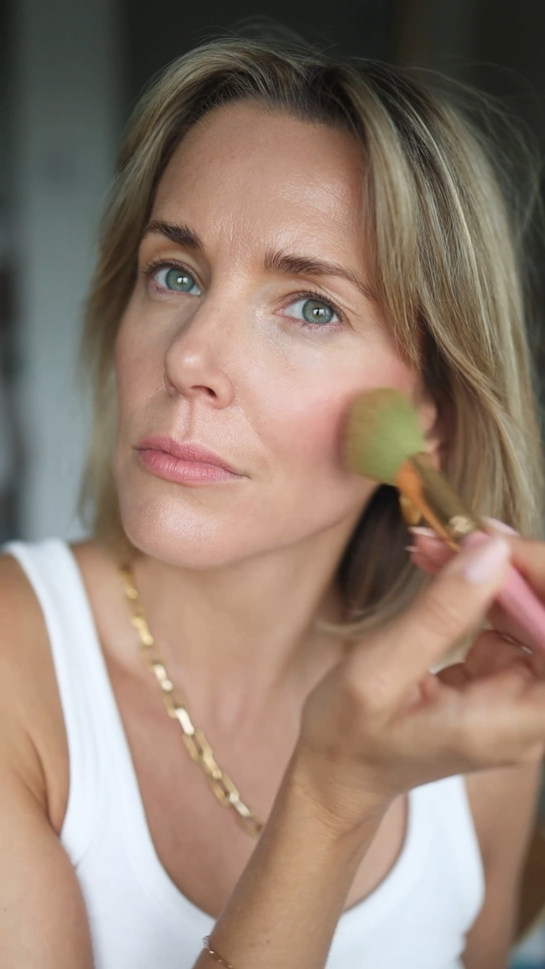 Spring makeup
Shiseido Foundation shade 230
Cle de peu concealer shade 3 beige
Chantecaille bronzer 
Beauty pie cheek shade peche soi 
Merit lip liner shade bespoke
Sisley lip shade sheer ginger 

#LTKspring #LTKbeauty #LTKsummer